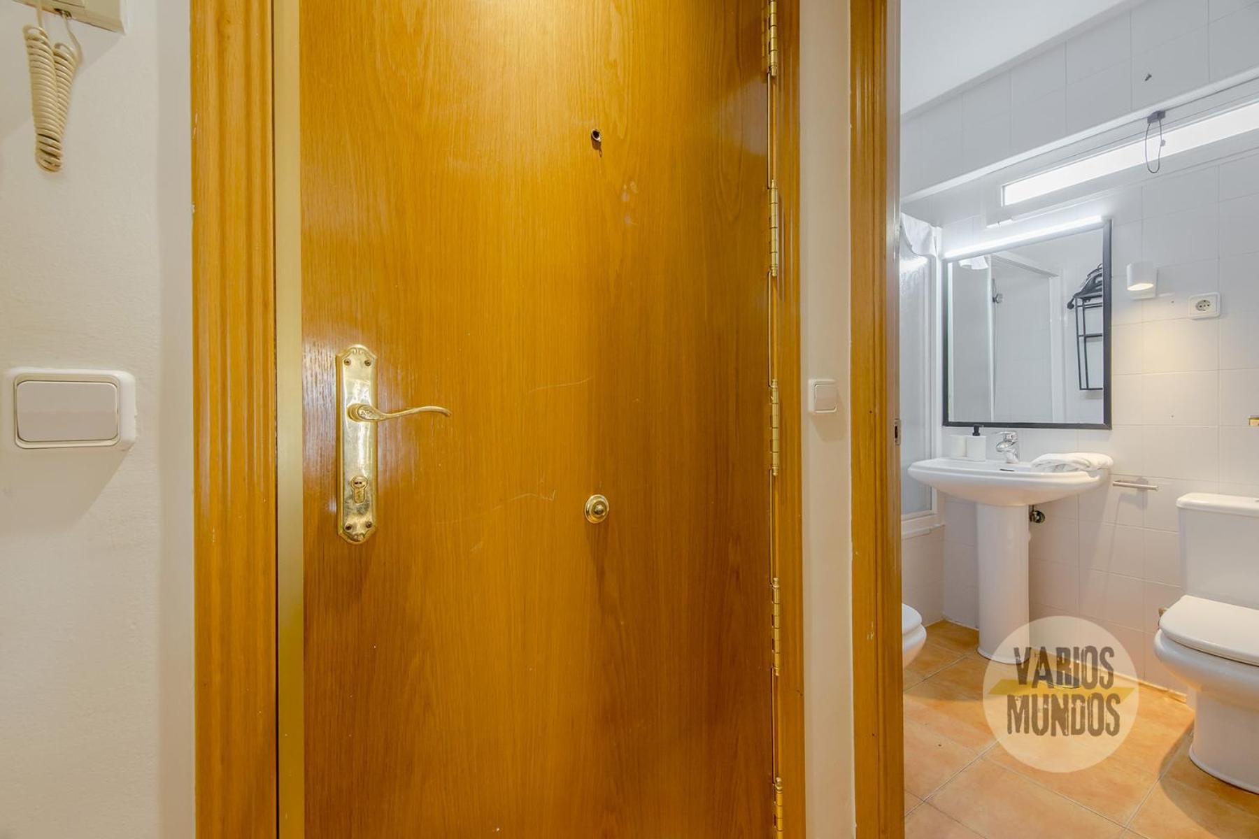 Nuevo Atico Loft 1Hab 3Pax En La Plaza De Chueca Apartman Madrid Kültér fotó