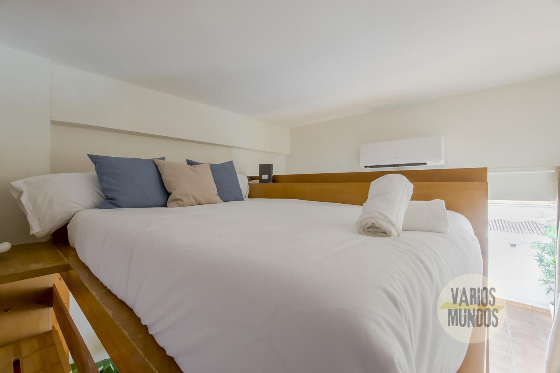 Nuevo Atico Loft 1Hab 3Pax En La Plaza De Chueca Apartman Madrid Kültér fotó